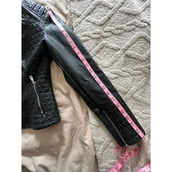 Lulus Women's Heartlines Black Vegan Leather Moto Jacket - Size S - Quilted - Picture 6 of 7